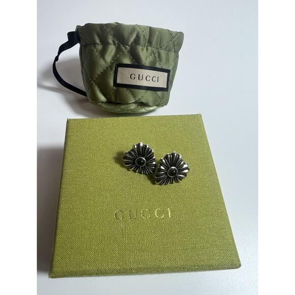 Gucci Sterling Silver Interlocking G Heart Earrings - Picture 3 of 8